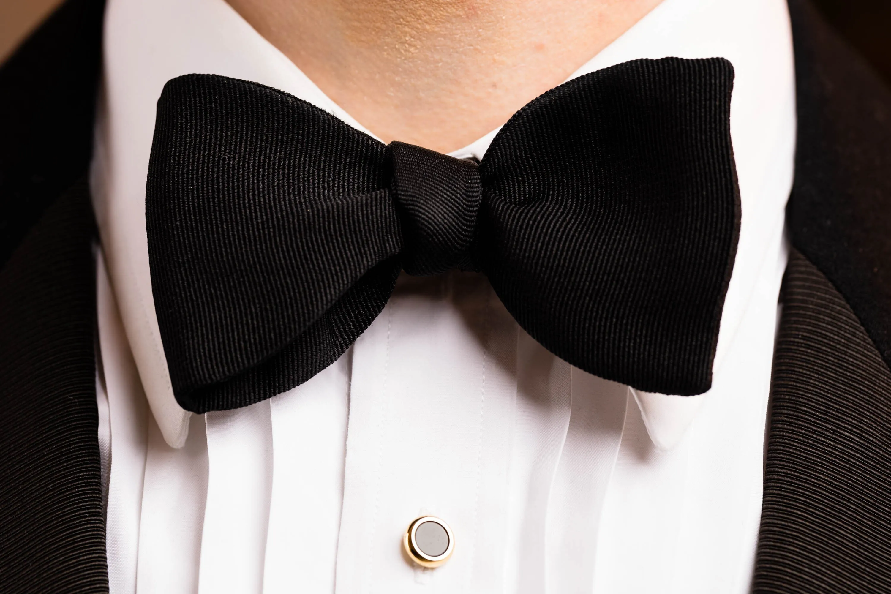 Black Single End Silk Faille Grosgrain Bow Tie
