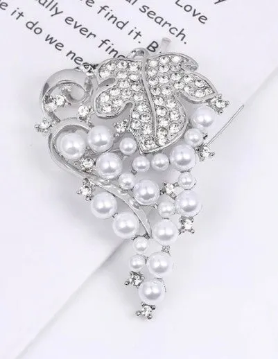 Brooch Clear Rhinestone Pearls Crystal BR-029