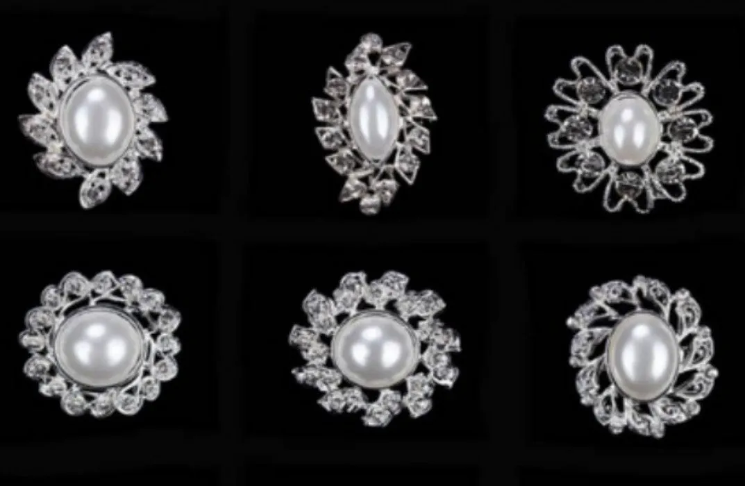 Brooch Pearl and Silver Pendant Pin Rhinestone Crystal BR-969