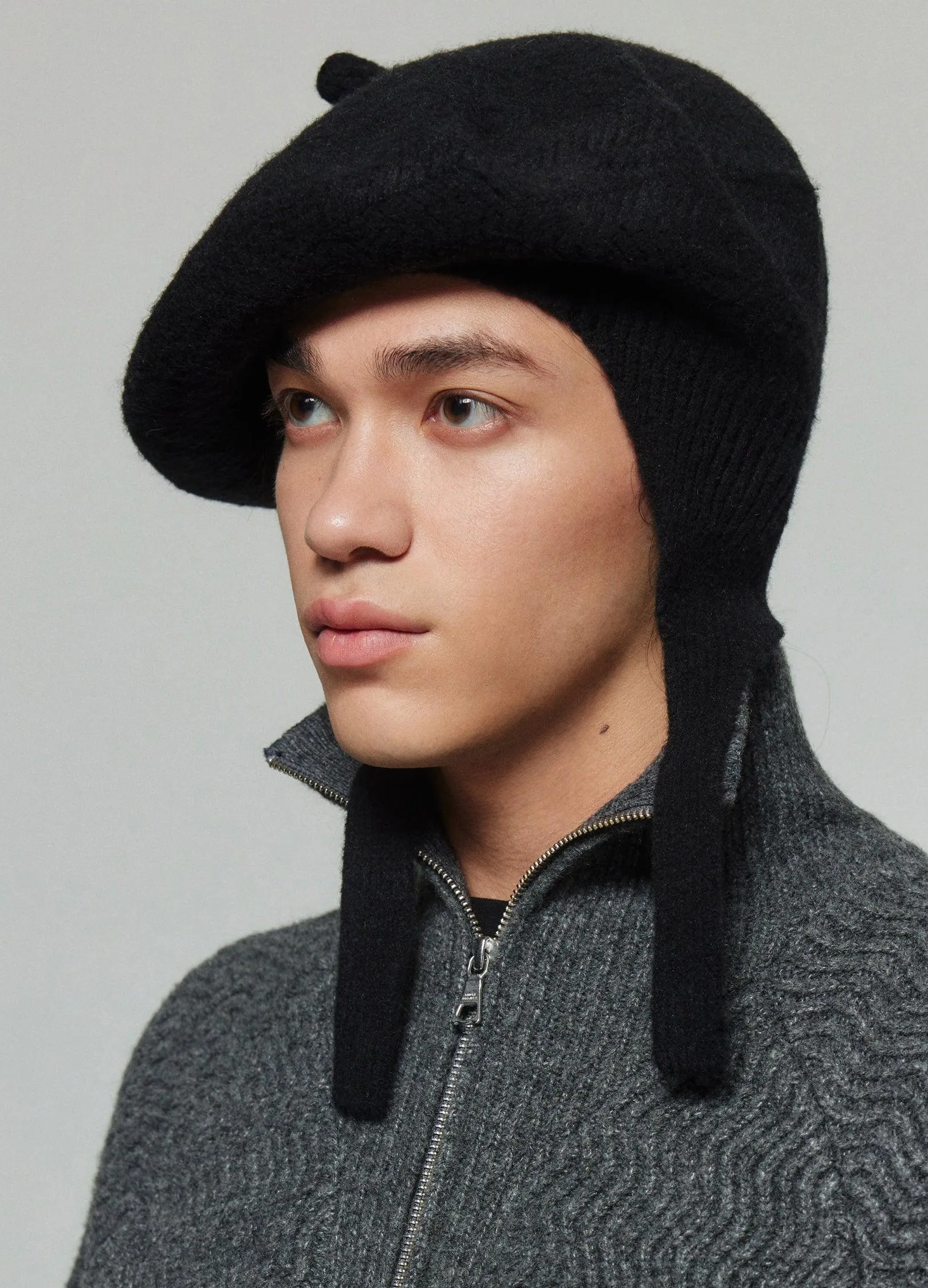 Chic Wool Blend Zig Zag Knit Beret With Long Straps
