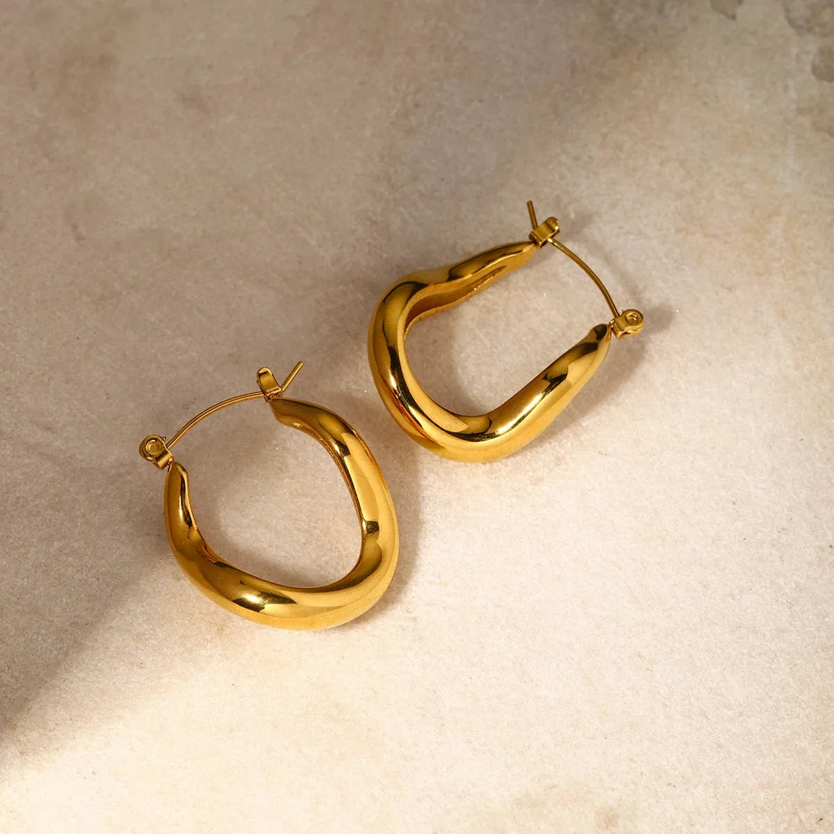 Geometric Hoops
