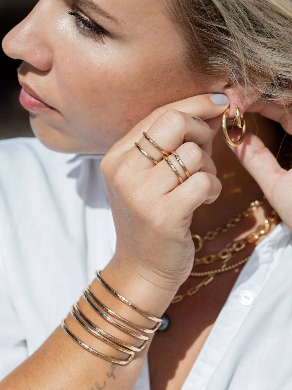 Perfect Small 18kt Gold Filled Huggie Hoop Earrings - Noelani